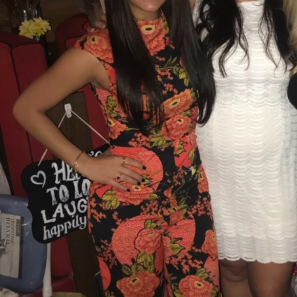 Jumpsuit - Picture 3 of 7